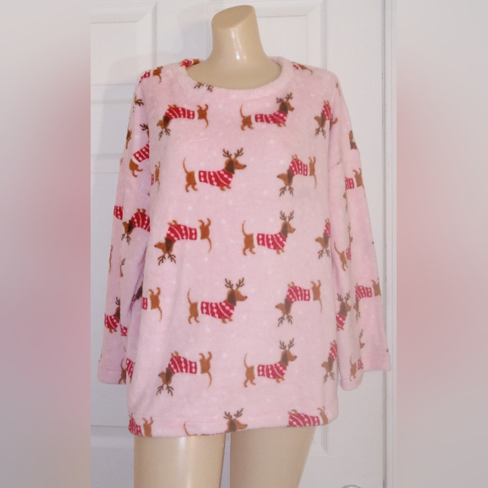 NWT Womens XL Pink Reindeer Print Fleece Pajama Set